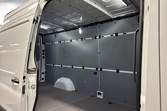 Mercedes-Benz Sprinter 412 10 of 18