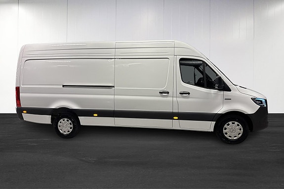 Mercedes-Benz Sprinter 412 8 of 18