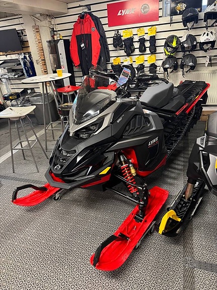 Lynx Brutal RE 400MM 850 E-TEC 10.25" HUB 3 of 3