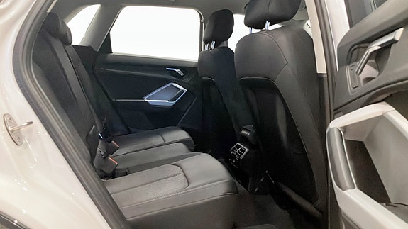 Audi Q3 5 of 5