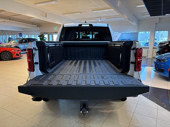 Dodge RAM 1500 14 of 14