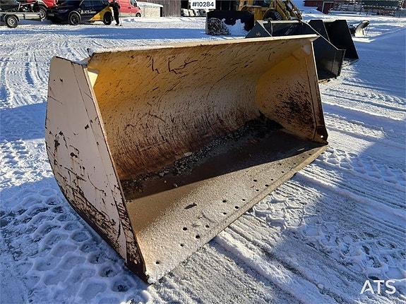 Snöskopa med Stora BM (23,000:- ex moms)