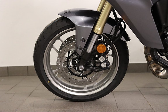 Yamaha Tracer 9 GT+ Y-AMT 13 of 14