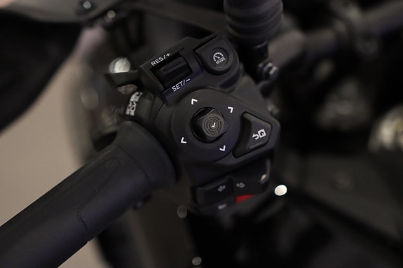 Yamaha Tracer 9 GT+ Y-AMT 8 of 15