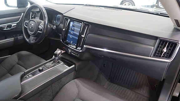 Volvo V90 10 of 20