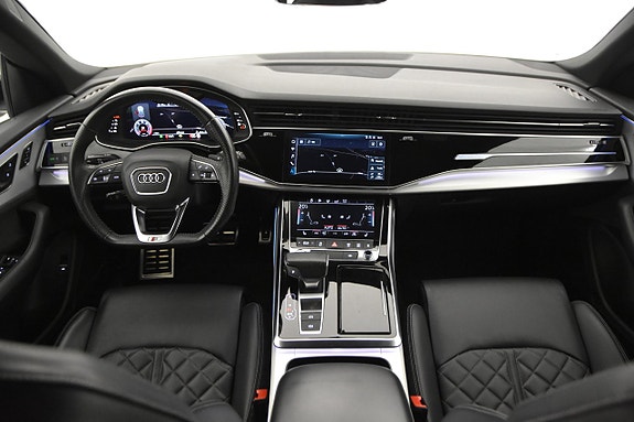 Audi Q8 13 of 27