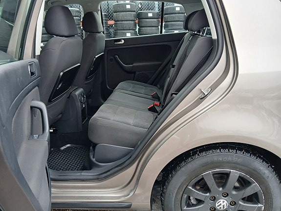 Volkswagen Golf-Serie 11 of 17