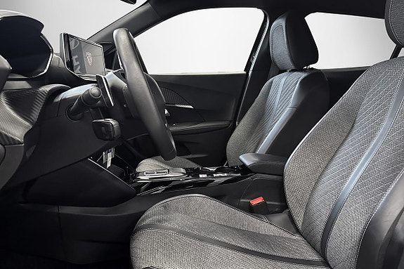 Peugeot 2008 5 of 5