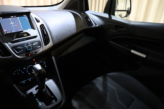 Ford Connect Tourneo 23 of 26