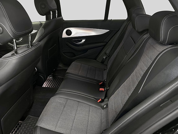 Mercedes-Benz E220 d 9 of 9