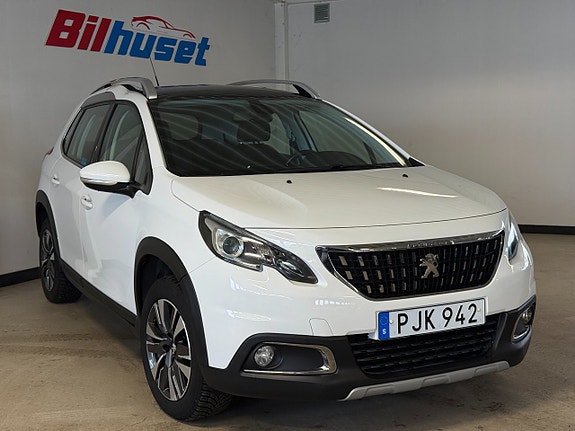 Peugeot 2008 2 of 5