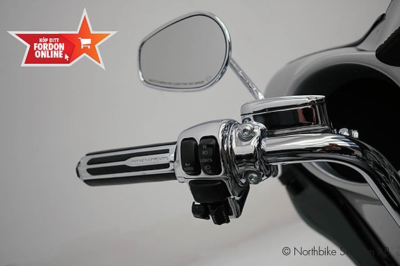 Harley-Davidson CVO Electra Ultra Classic FLHTCUSE *NY SKICK!* 16 of 19
