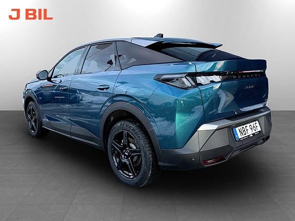 Peugeot 3008 2 of 5