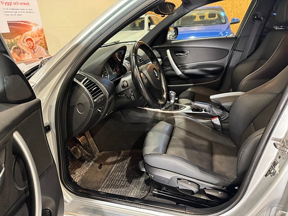 BMW 118d 9 of 11