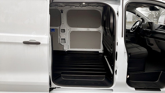 Ford Transit Custom 5 of 5