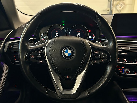 BMW 520d 16 of 30