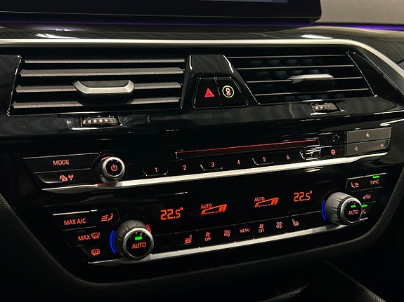 BMW 520d 28 of 30