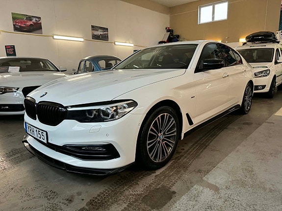 BMW 520d 3 of 5