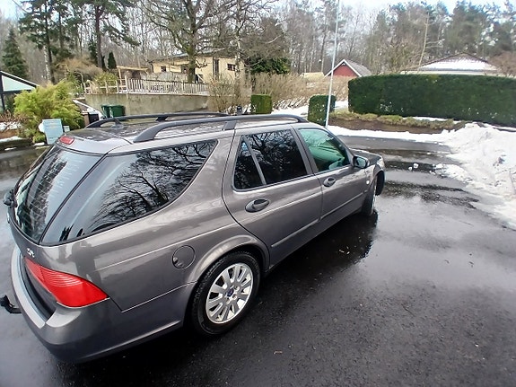 Saab 9-5 4 of 5