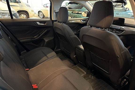 Ford Focus 13 of 16