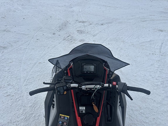 Polaris Voyageur 650 146" -22 5 of 5