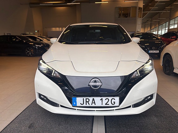 Nissan Leaf 2 of 5