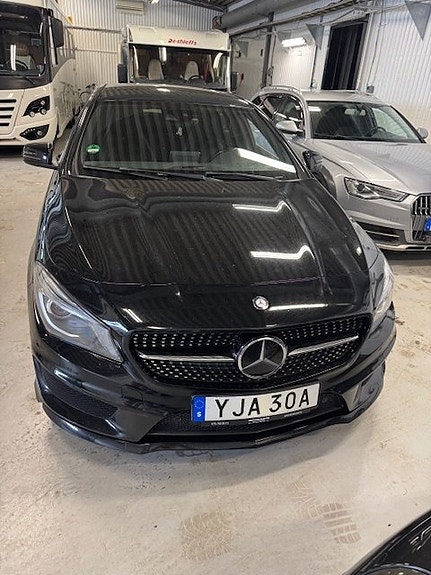 Mercedes-Benz CLA220