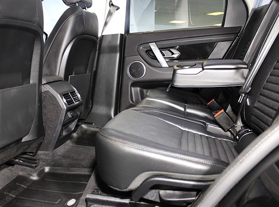 Land Rover Discovery Sport 14 of 27