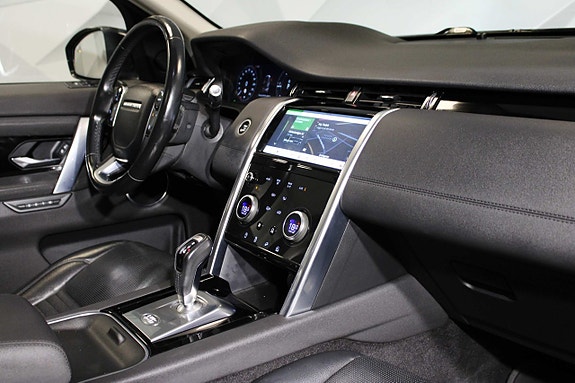 Land Rover Discovery Sport 24 of 27