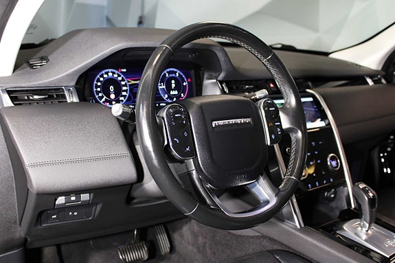 Land Rover Discovery Sport 15 of 27