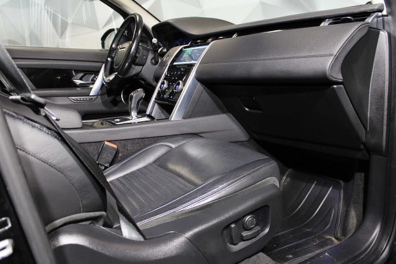Land Rover Discovery Sport 13 of 27