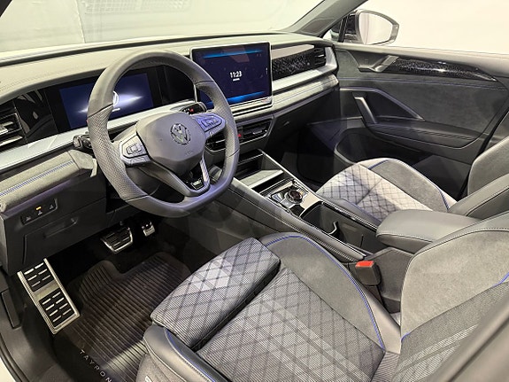 Volkswagen Tayron 7 of 26