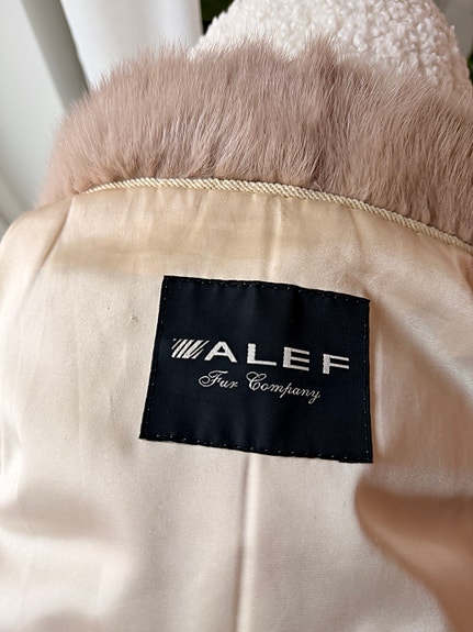 Product image 16 of 17