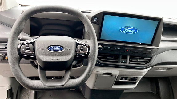 Ford Transit Custom 4 of 5