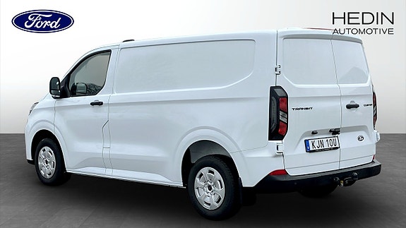 Ford Transit Custom 2 of 5