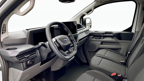 Ford Transit Custom 11 of 12