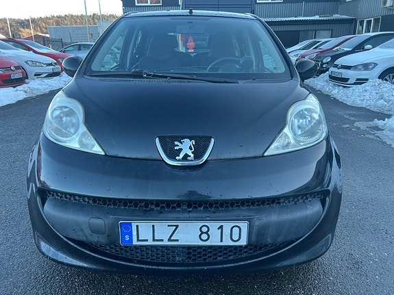 Peugeot 107 2 of 7