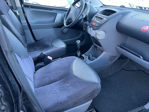 Peugeot 107 5 of 7