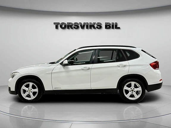 BMW X1 3 of 5