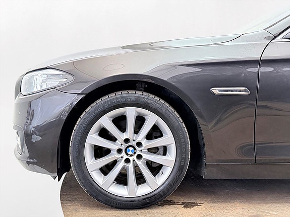 BMW 520 10 of 30