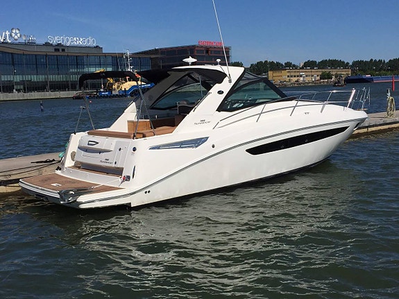 Sea Ray Sundancer 355 | välkommen till friheten