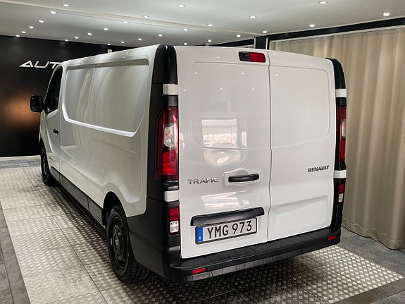 Renault Trafic 7 of 14