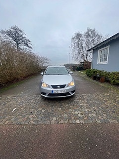 Seat Ibiza 2 of 8