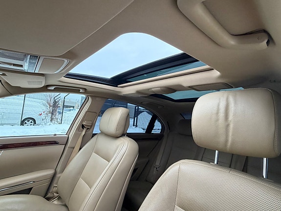 Mercedes-Benz S400 15 of 30