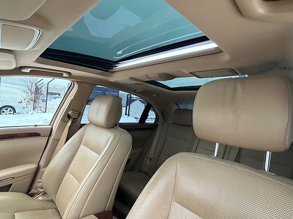Mercedes-Benz S400 14 of 30
