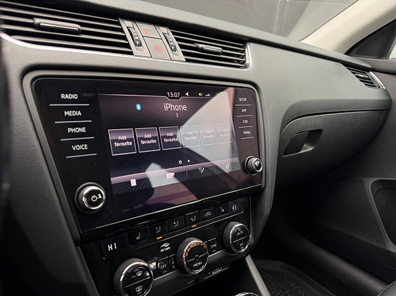 Skoda Octavia 18 of 23
