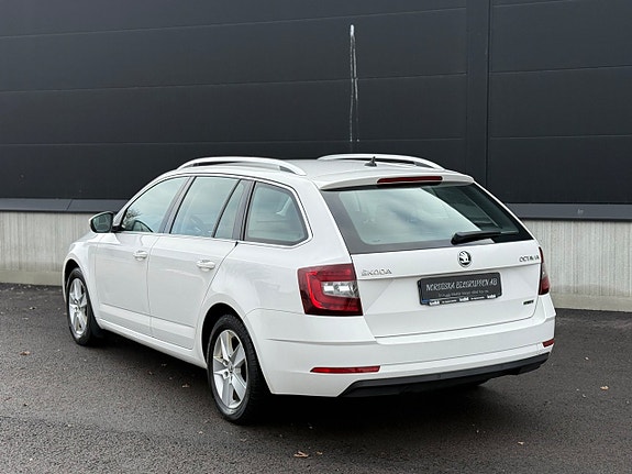 Skoda Octavia 8 of 23