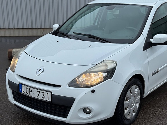 Renault Clio 4 of 17