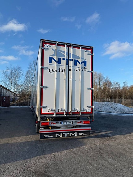 NTM Skåpsläpvagn