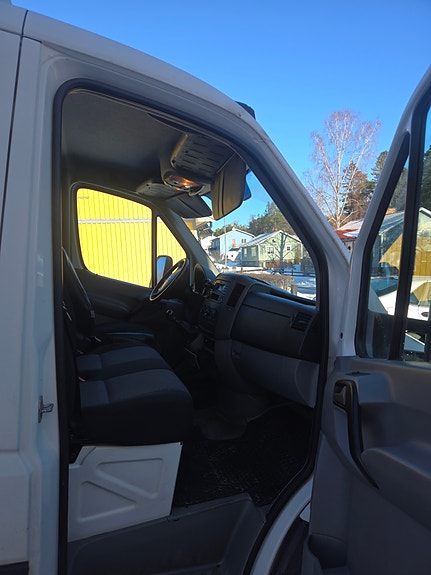 Volkswagen Crafter 6 of 7